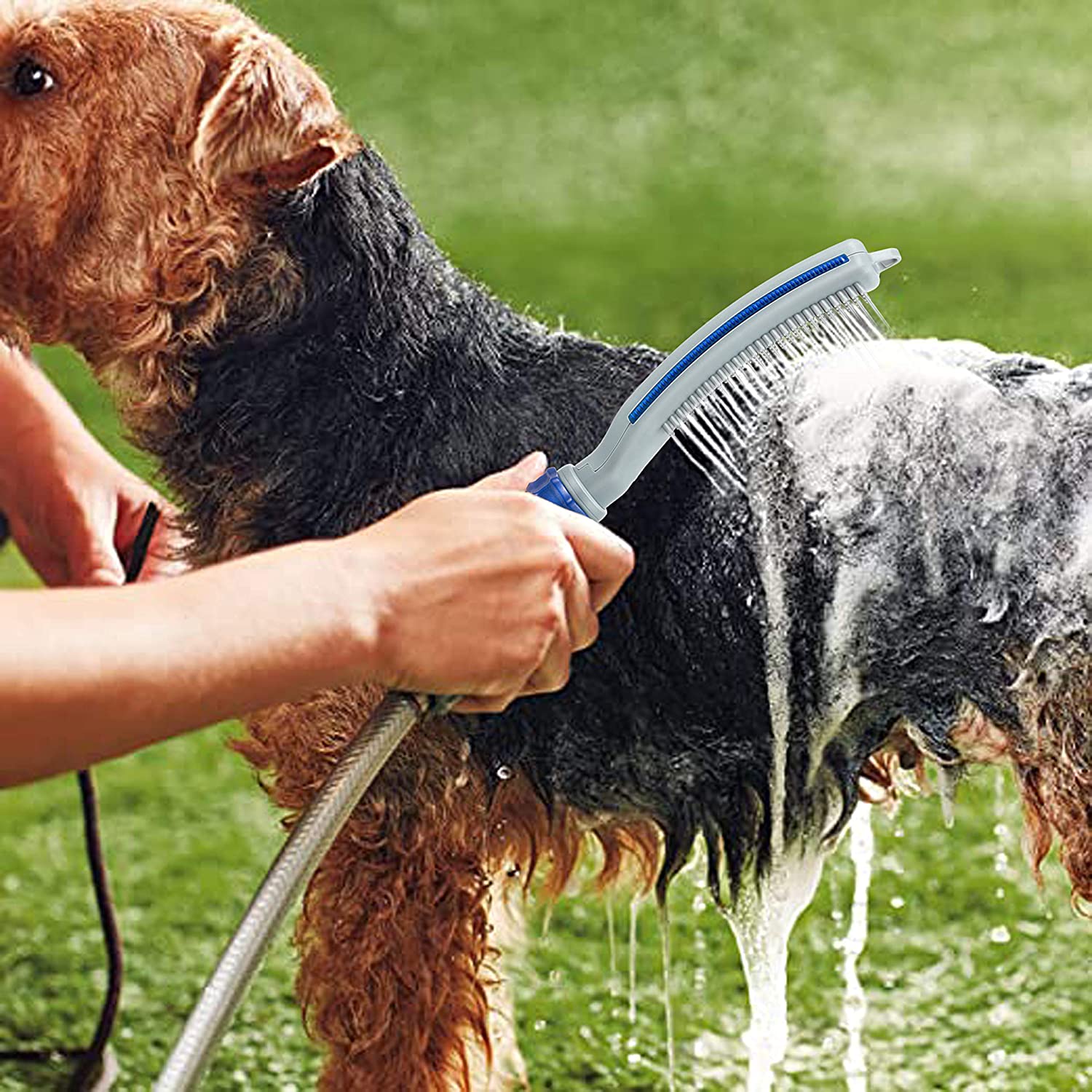 Transform Your Pet Bathing Experience with the Pet Bath Brush